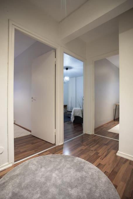 Tilava Huoneisto Helsingissae Helsínquia Exterior foto