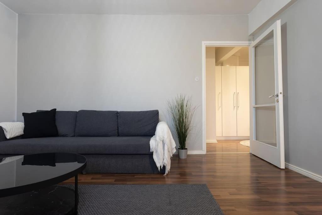 Tilava Huoneisto Helsingissae Helsínquia Exterior foto